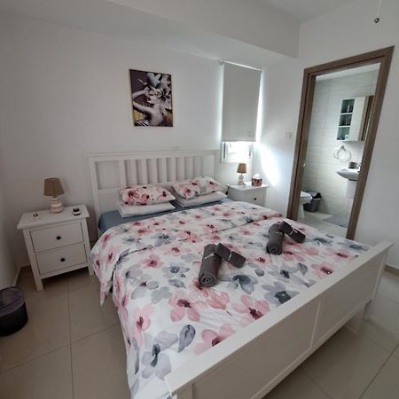 Albert'S Apartment St. Lazarus 401 Larnaca Luaran gambar